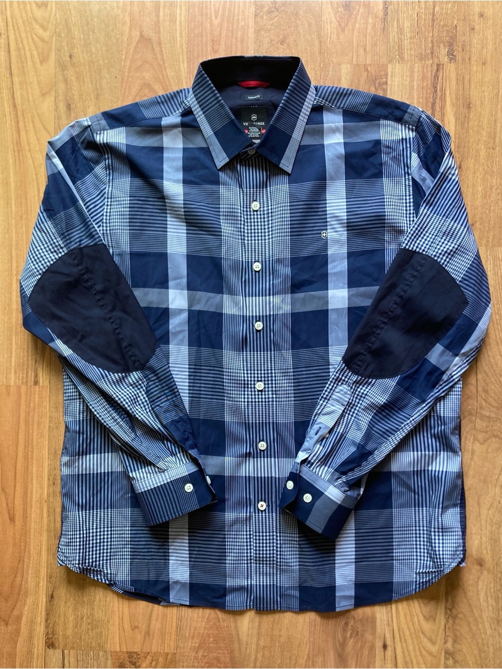 Victorinox Tailored Fit Stretch Blue Plaid Button Up Mens L Shirt Elbow Patches